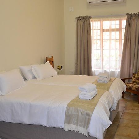Stoep At Steenbok Self Catering Komatipoort Zewnętrze zdjęcie